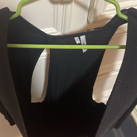 Black blouse with keyhole cut outs - Picture 4 of 4